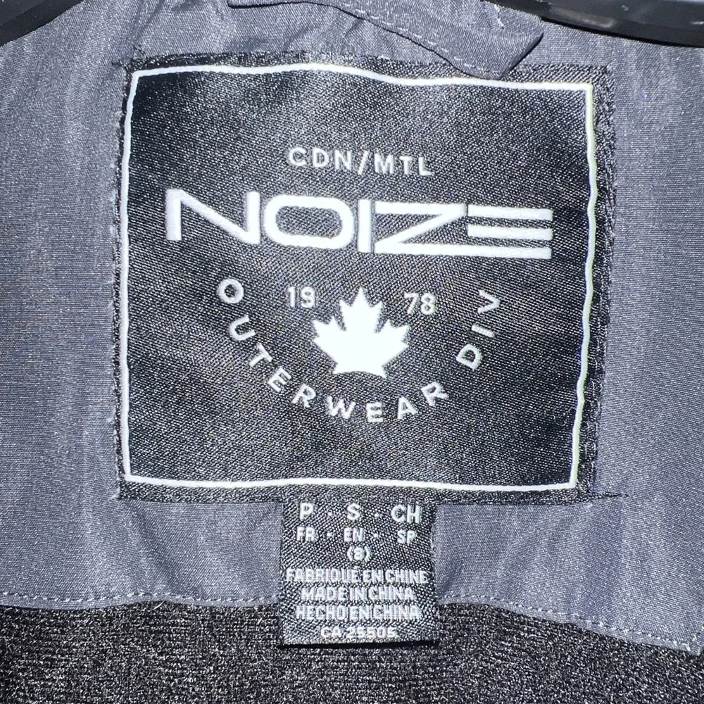 Noize‎ Puffer Jacket Youth Size S Blue Black Green Color Block Hooded Insulated